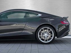 Aston Martin Vanquish Coupe