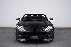 Aston Martin Vanquish Volante Carbon Edition