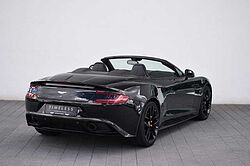 Aston Martin Vanquish Volante Carbon Edition