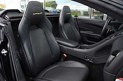 Aston Martin Vanquish Volante Carbon Edition