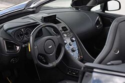 Aston Martin Vanquish Volante Carbon Edition
