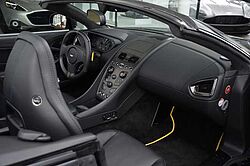 Aston Martin Vanquish Volante Carbon Edition