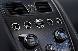 Aston Martin Vanquish Volante Carbon Edition