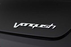 Aston Martin Vanquish Volante Carbon Edition