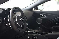 Aston Martin V8 Vantage / UPE 168.659,-