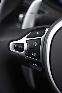 Aston Martin V8 Vantage / UPE 168.659,-