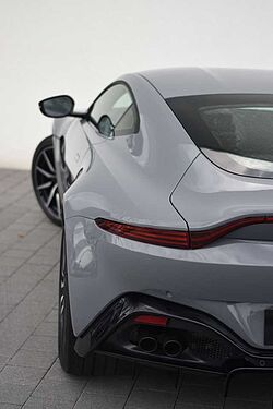 Aston Martin V8 Vantage / UPE 168.659,-
