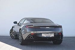Aston Martin DB11 V8 Coupe / UPE 208.030,-