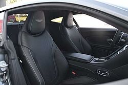Aston Martin DB11 V8 Coupe / UPE 208.030,-