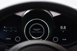 Aston Martin DBS Superleggera Coupe / UPE 316.305 ,-
