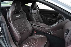 Aston Martin DBS Superleggera Coupe / UPE 316.305 ,-