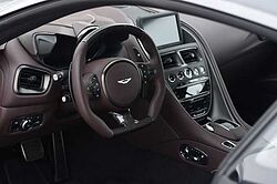 Aston Martin DBS Superleggera Coupe / UPE 316.305 ,-