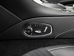 Aston Martin DB11 V8 Coupe