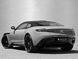 Aston Martin DB11 V12 AMR