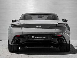 Aston Martin DB11 V12 AMR