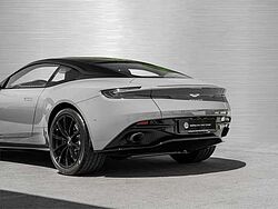 Aston Martin DB11 V12 AMR