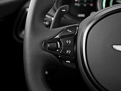 Aston Martin DB11 V12 AMR