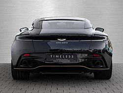 Aston Martin DB11 V12 AMR 
