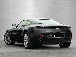 Aston Martin DB11 AMR
