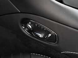 Aston Martin DB11 AMR