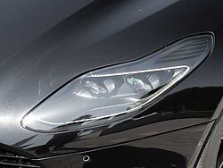 Aston Martin DB11 V8 Coupe Shadow Edition