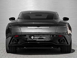 Aston Martin DB11 V8 Coupe Shadow Edition