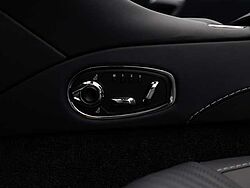 Aston Martin DB11 V8 Volante