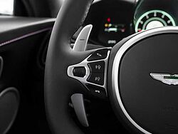 Aston Martin V8 Vantage / Lackierung Mattgrau