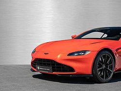 Aston Martin V8 Vantage / Cosmos Orange