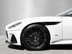 Aston Martin DBS Superleggera Coupe
