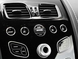 Aston Martin V12 Vantage S / Performance Pack (603PS)