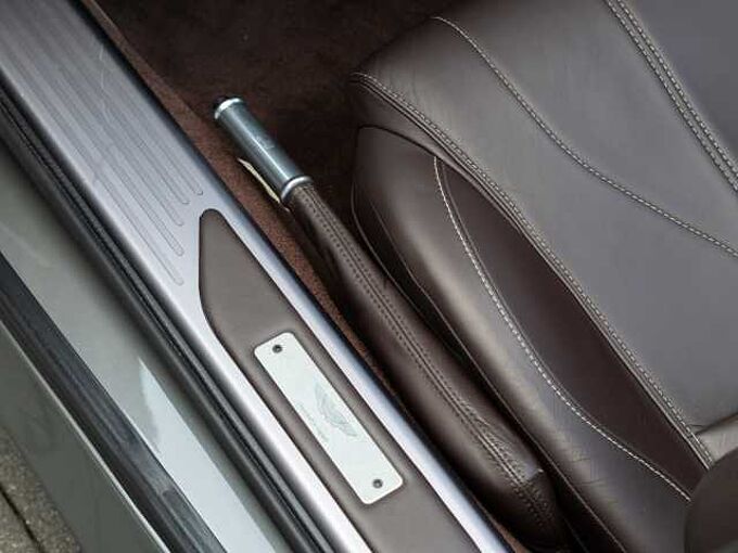 Aston Martin Virage Volante 1.Hand