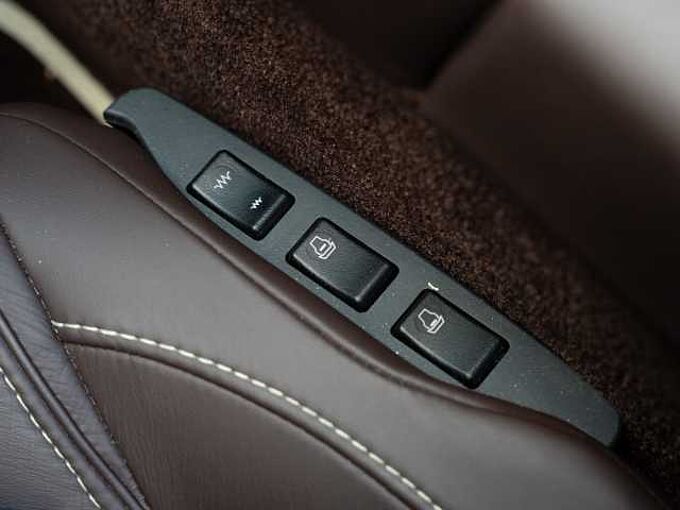Aston Martin Virage Volante 1.Hand
